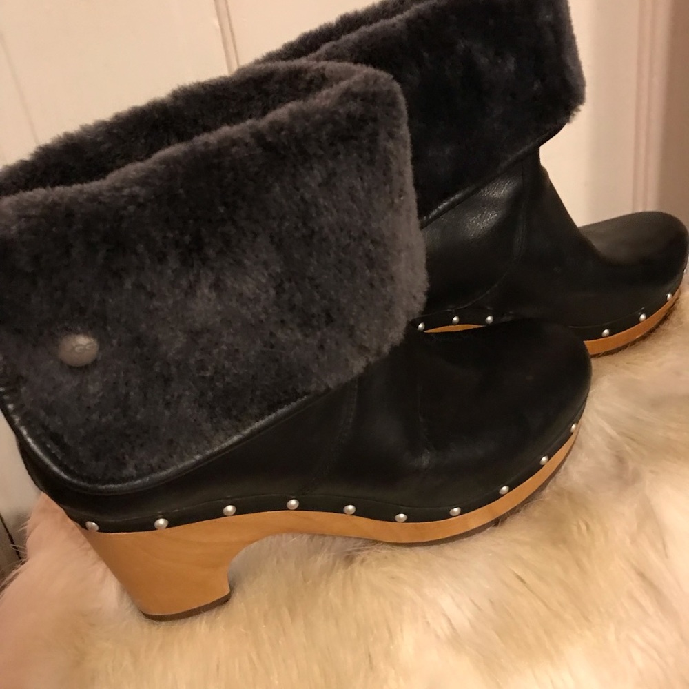 Preloved low cut boots, size;8